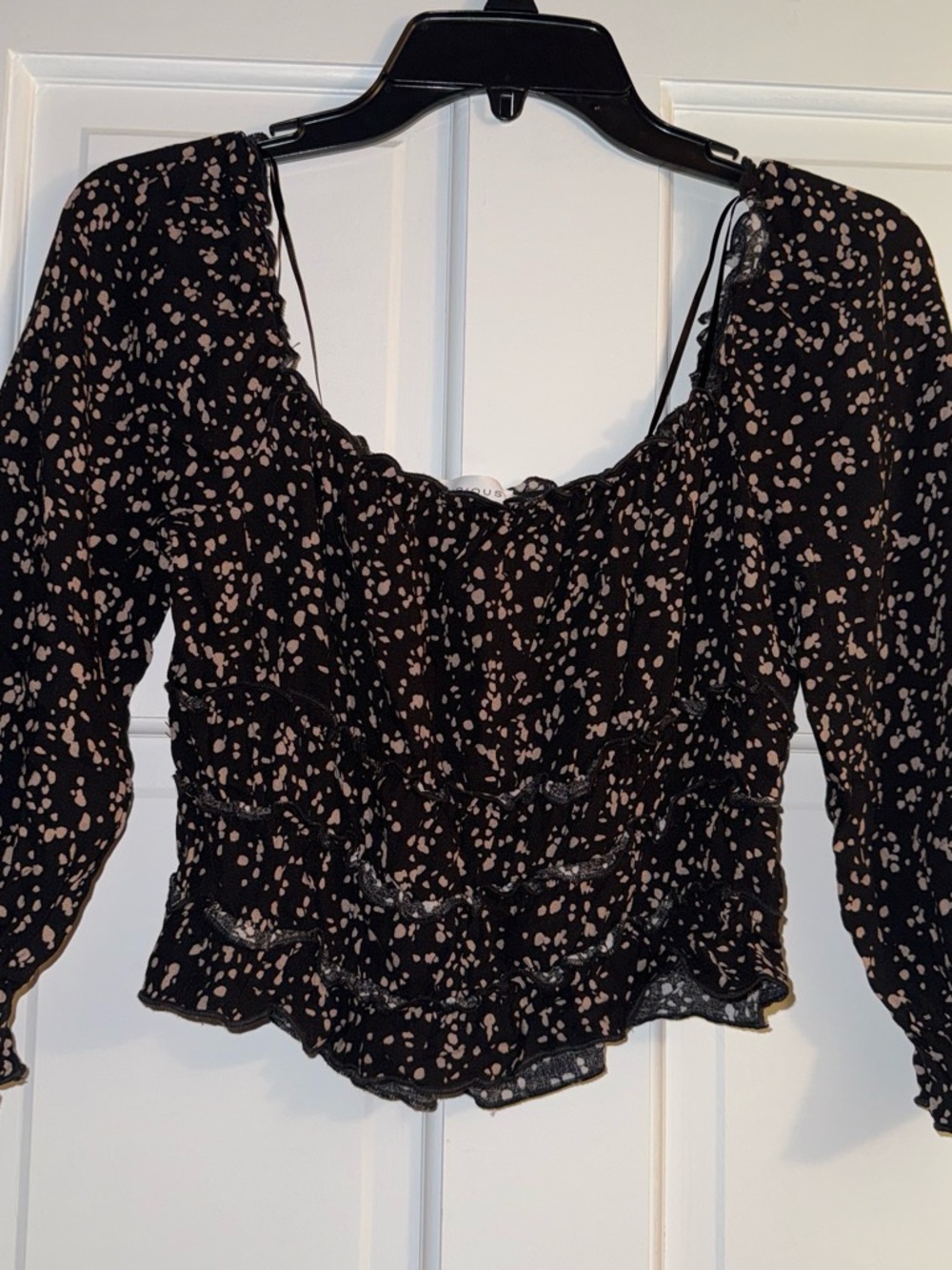 Black Floral Smocked Long-Sleeve Women's Top